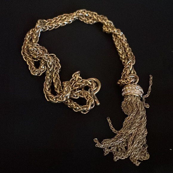 Banana Republic long 17 inch gold tone Tassel necklace Vintage Multi Strand - Picture 5 of 6